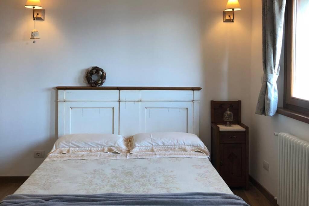 La Poulerie - Suite Dependance Gera Lario Exterior foto